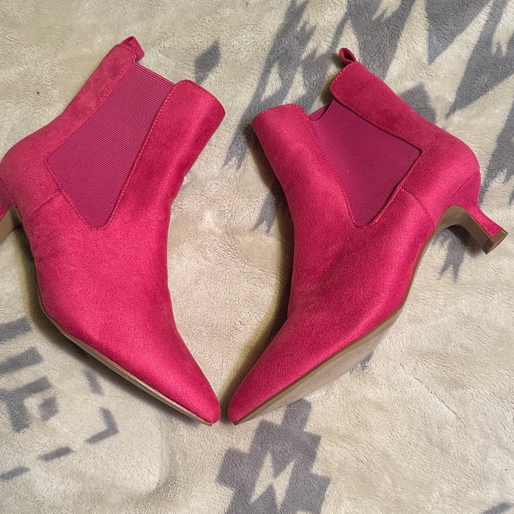Journee Collection Vibrant hot pink Ankle Booties